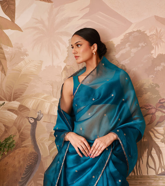 THE INDIAN FESTIVE EDIT